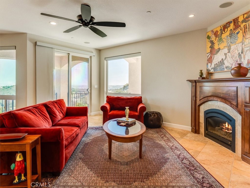 14215 Mary Austin Lane, Atascadero, CA 93422