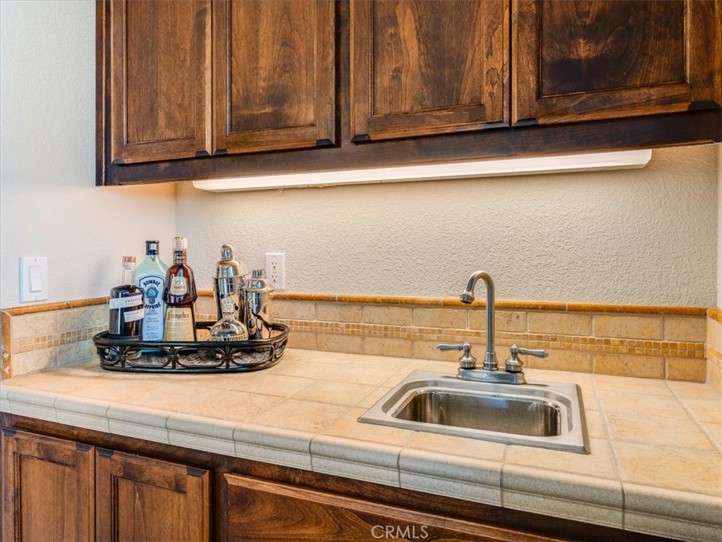 14215 Mary Austin Lane, Atascadero, CA 93422