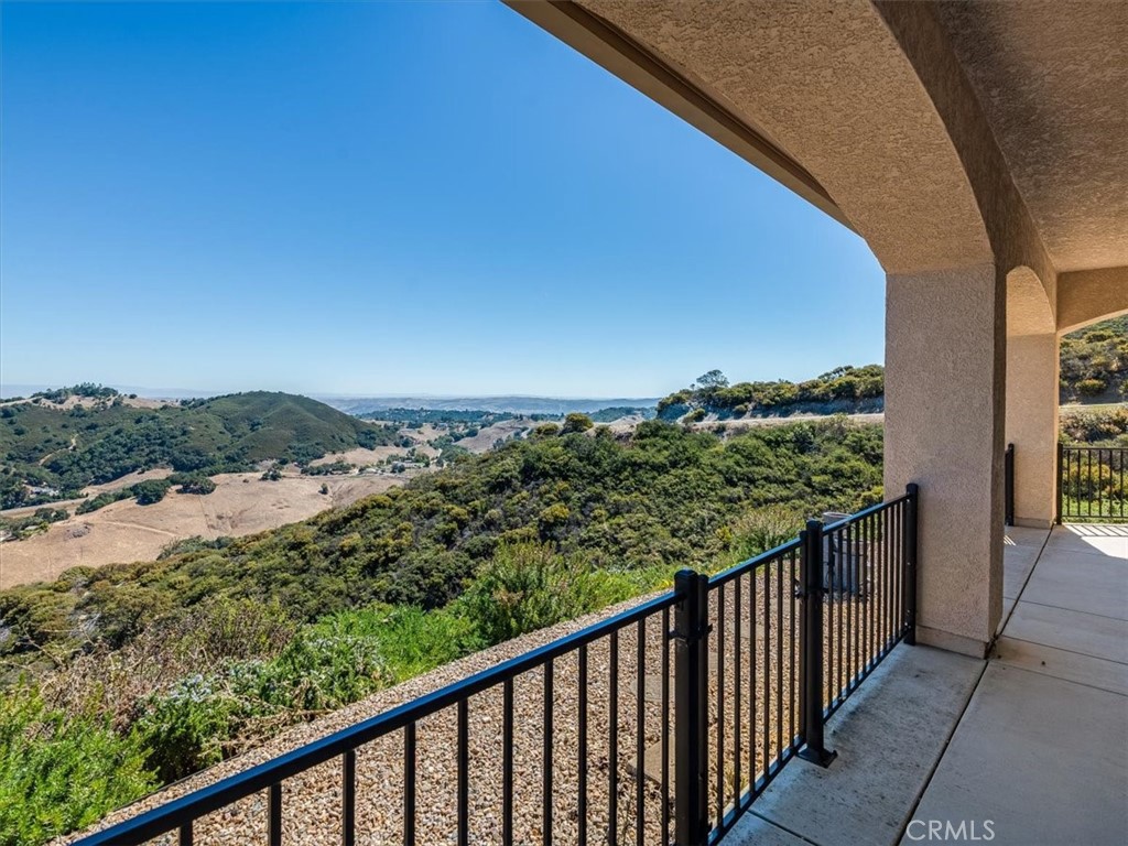 14215 Mary Austin Lane, Atascadero, CA 93422