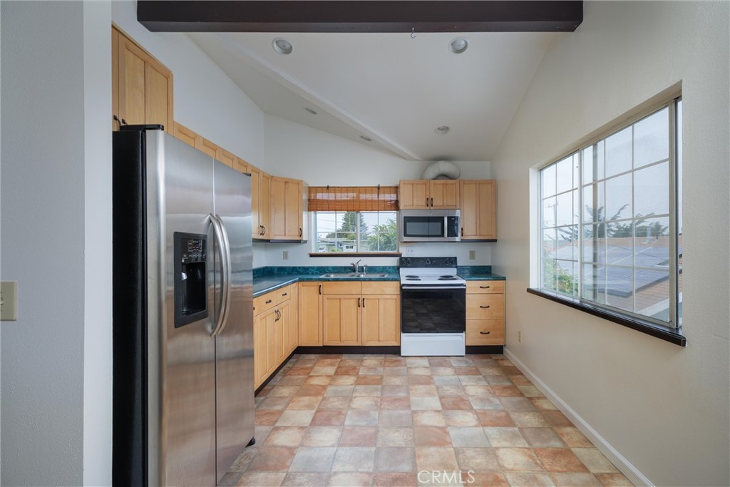 912 914 Pacific St, Morro Bay, CA 93442