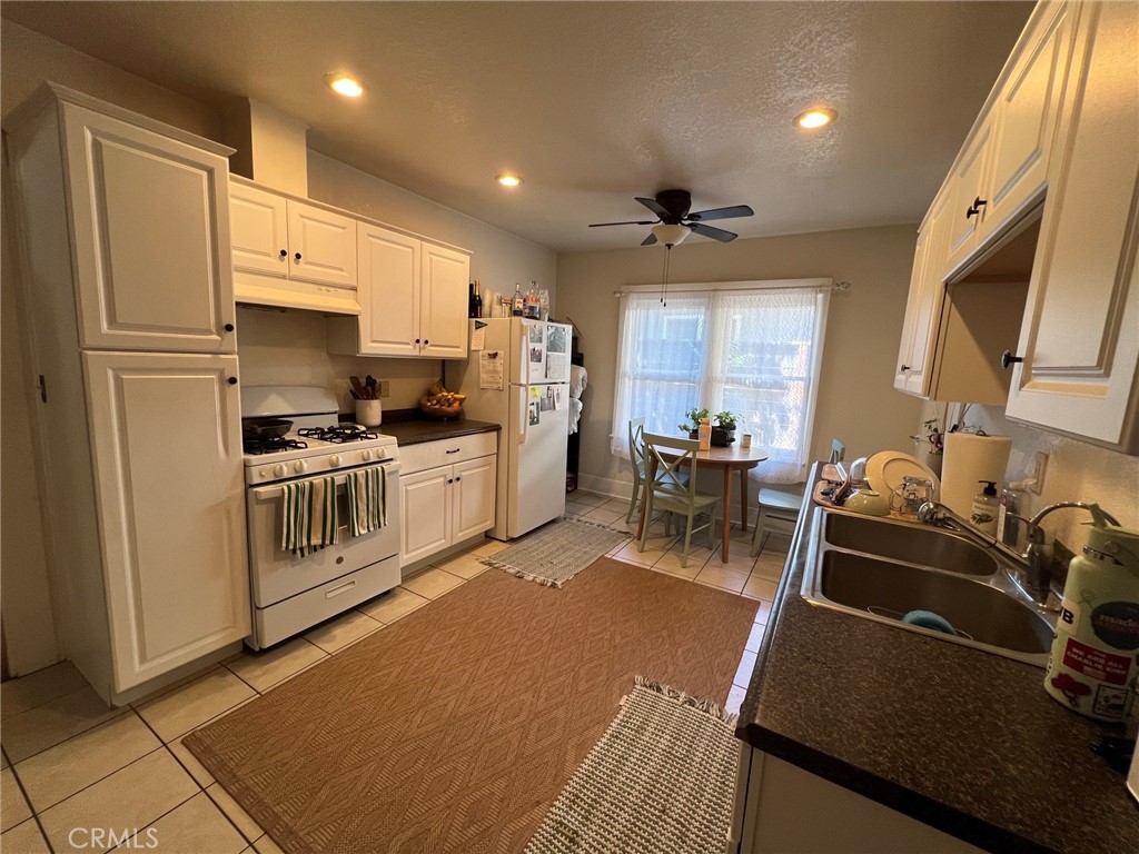 245 17th, Paso Robles, CA 93446