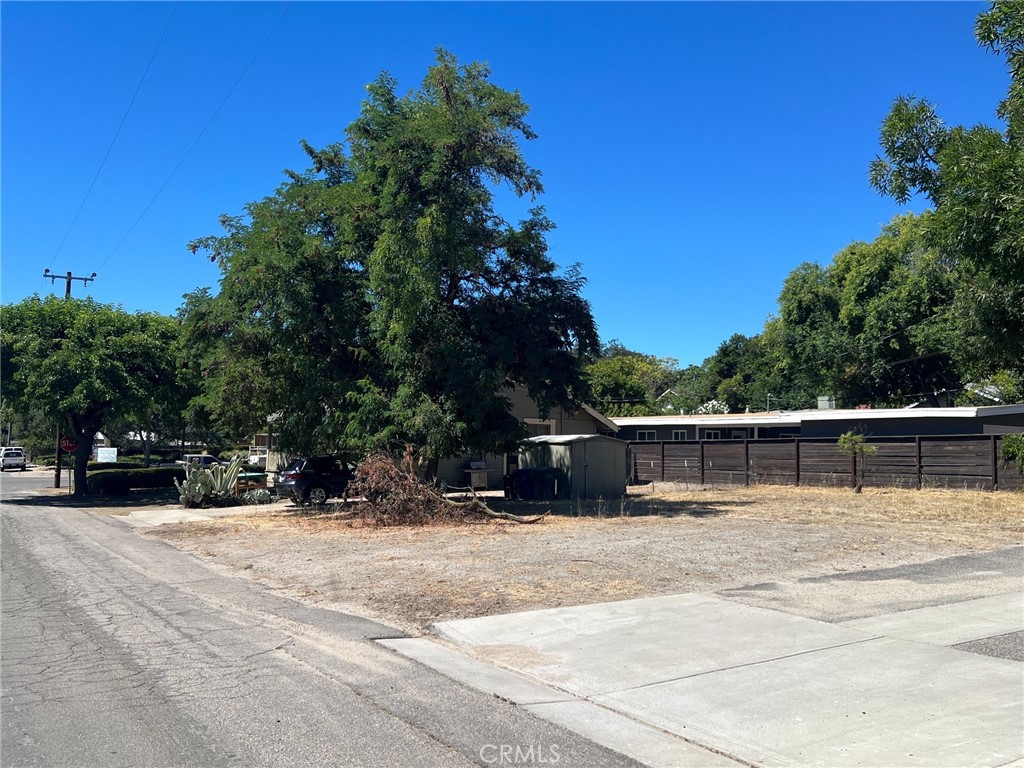 245 17th, Paso Robles, CA 93446