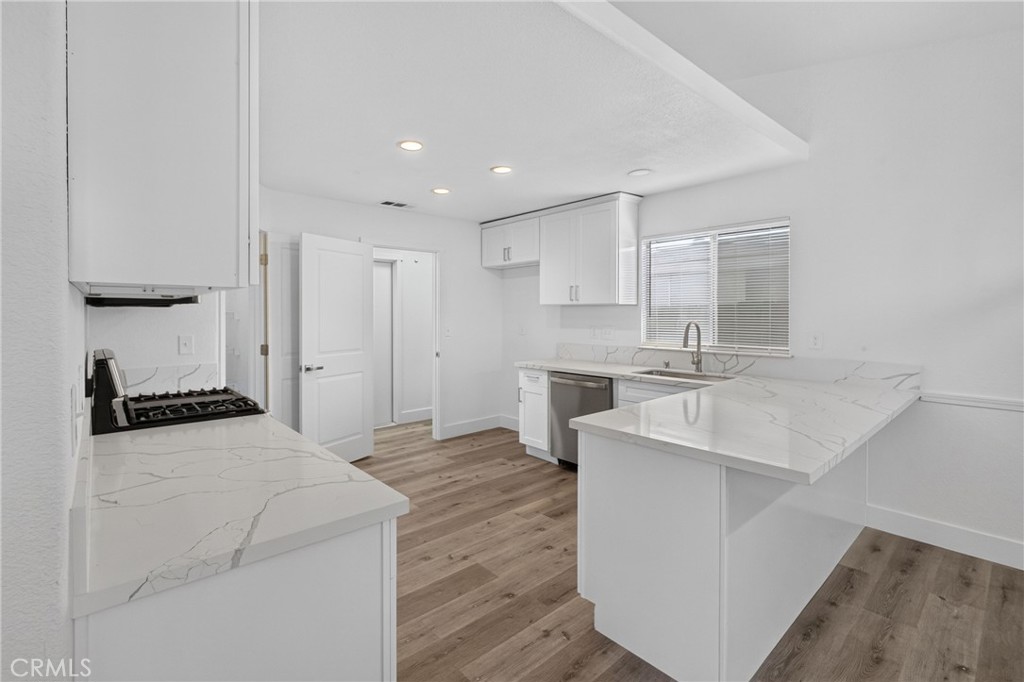 5285 W Dayton, Fresno, CA 93722