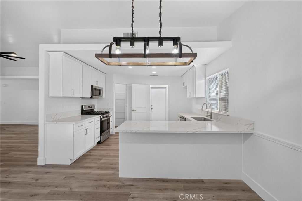 5285 W Dayton, Fresno, CA 93722