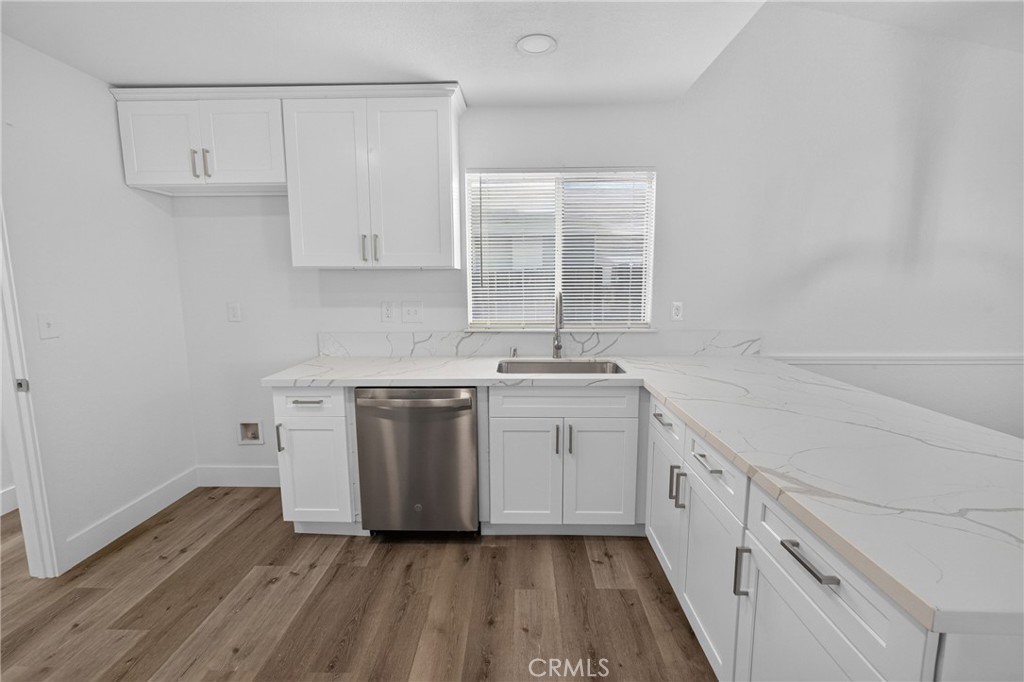 5285 W Dayton, Fresno, CA 93722