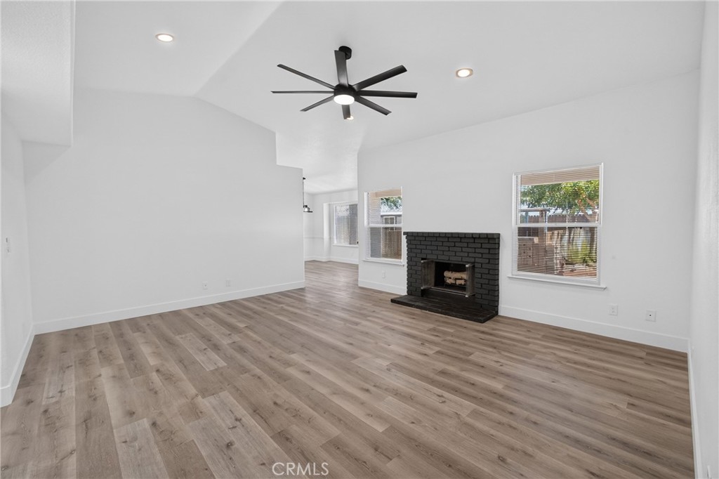 5285 W Dayton, Fresno, CA 93722
