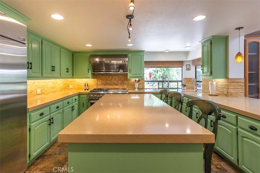 2424 Cumbre Ct, San Luis Obispo, CA 93401
