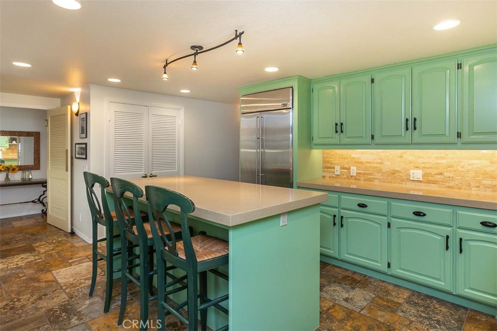 2424 Cumbre Ct, San Luis Obispo, CA 93401