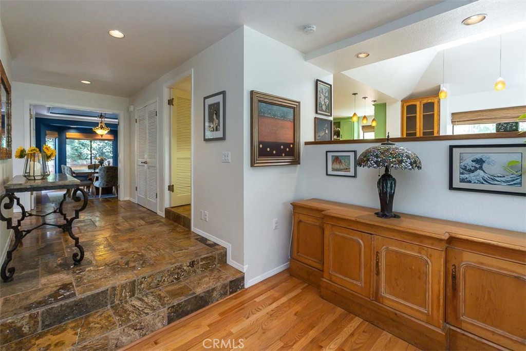 2424 Cumbre Ct, San Luis Obispo, CA 93401
