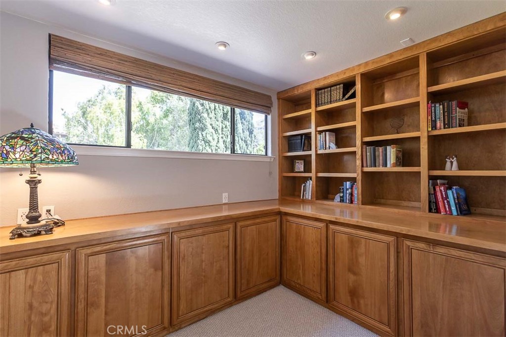 2424 Cumbre Ct, San Luis Obispo, CA 93401