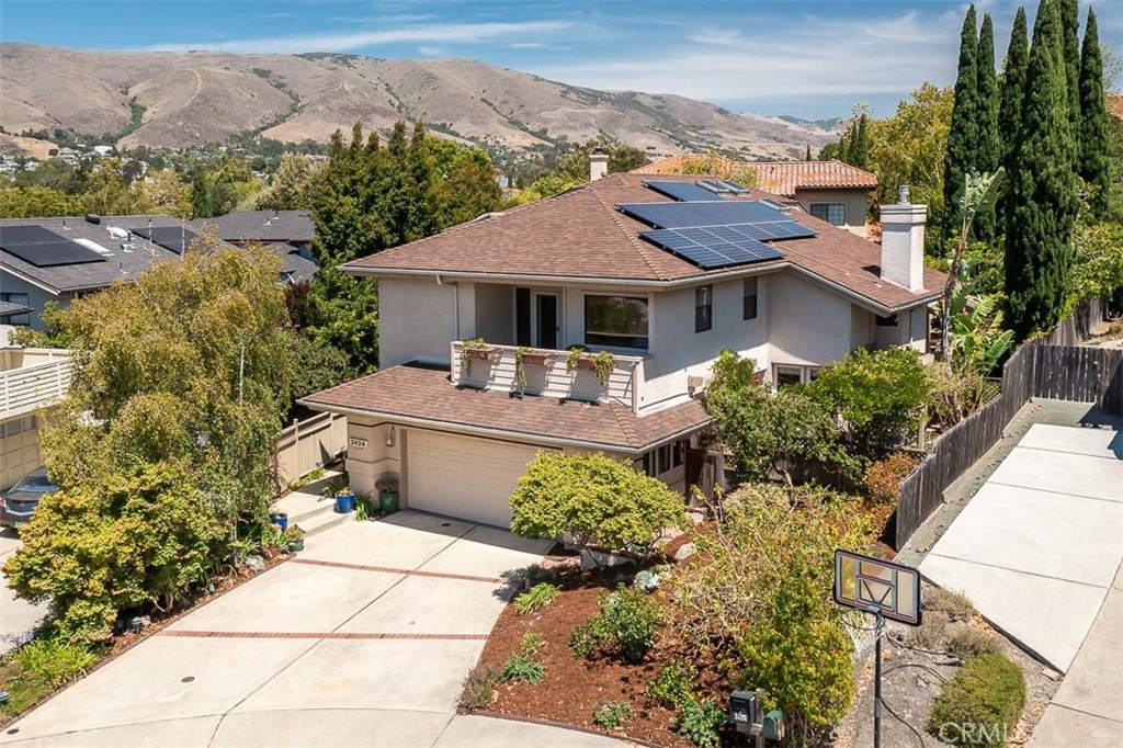 2424 Cumbre Ct, San Luis Obispo, CA 93401