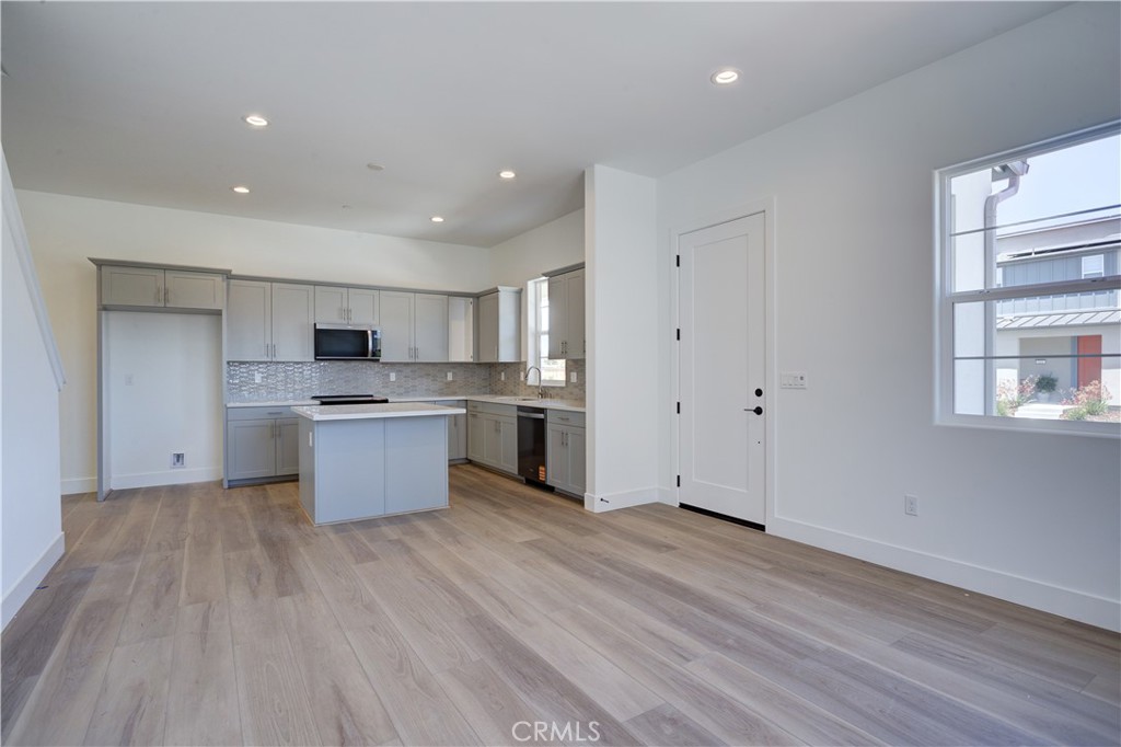 213 Kitty Hawk Ct, San Luis Obispo, CA 93401