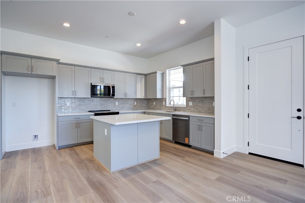 213 Kitty Hawk Ct, San Luis Obispo, CA 93401