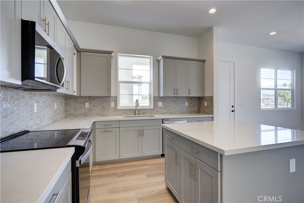 213 Kitty Hawk Ct, San Luis Obispo, CA 93401