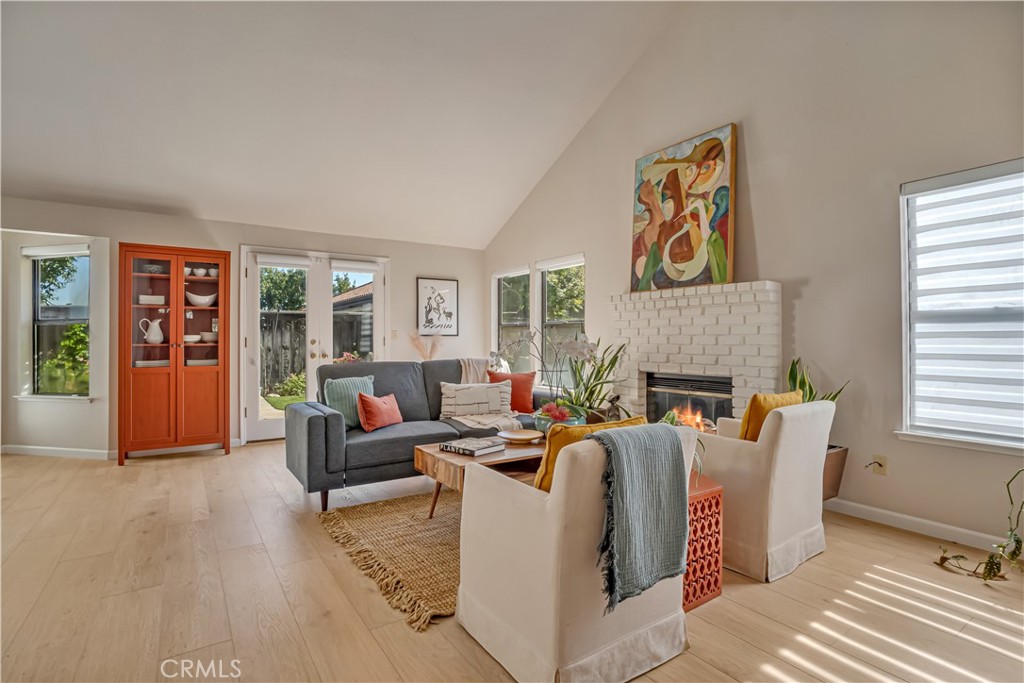 5110 N Fruit, Fresno, CA 93711