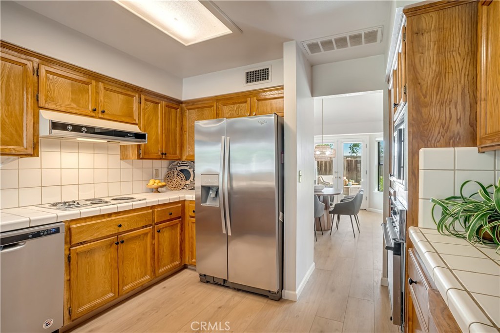 5110 N Fruit, Fresno, CA 93711