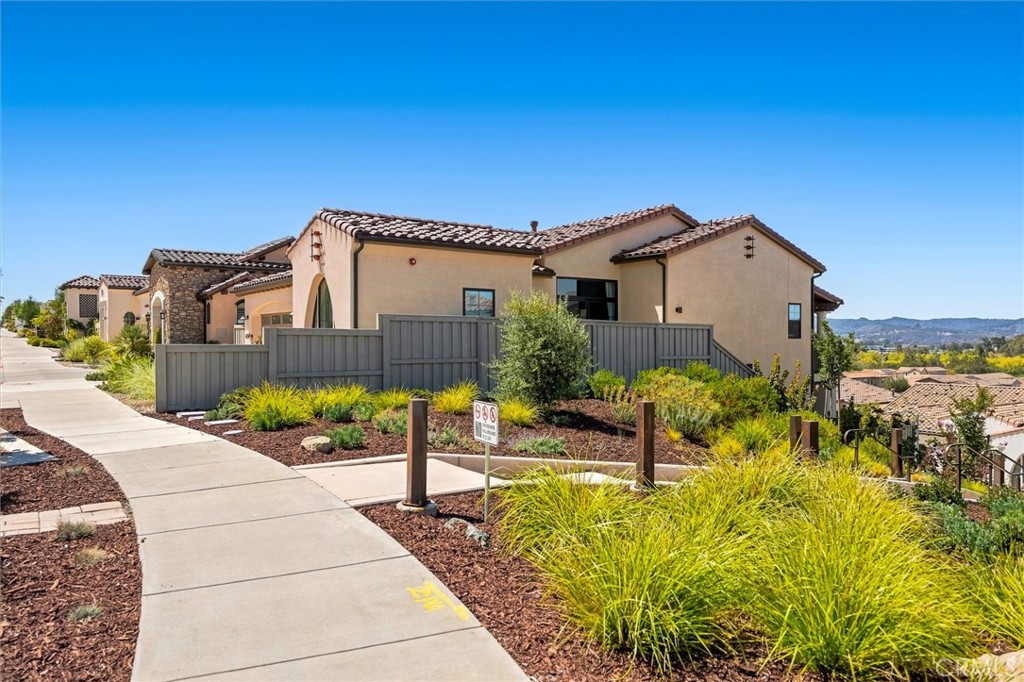 4067 Hillside Dr, San Luis Obispo, CA 93401