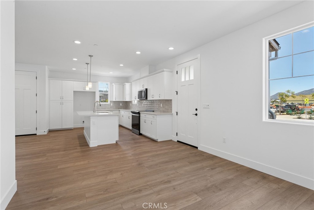 225 Kitty Hawk Ct, San Luis Obispo, CA 93401