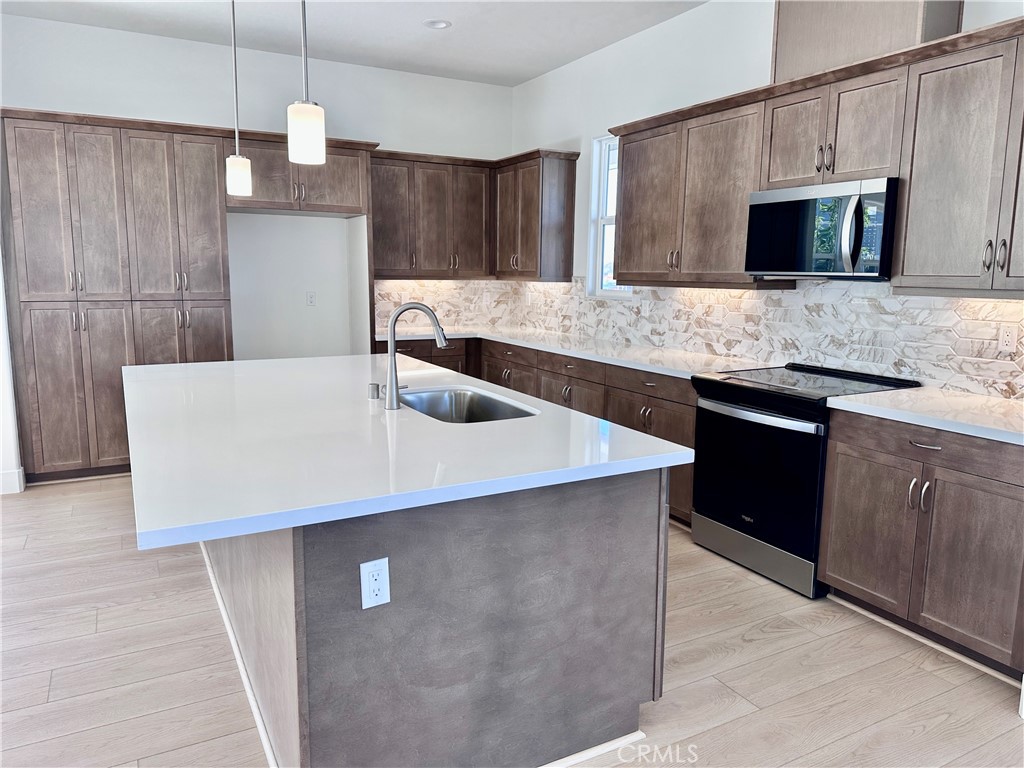 241 Kitty Hawk Ct, San Luis Obispo, CA 93401
