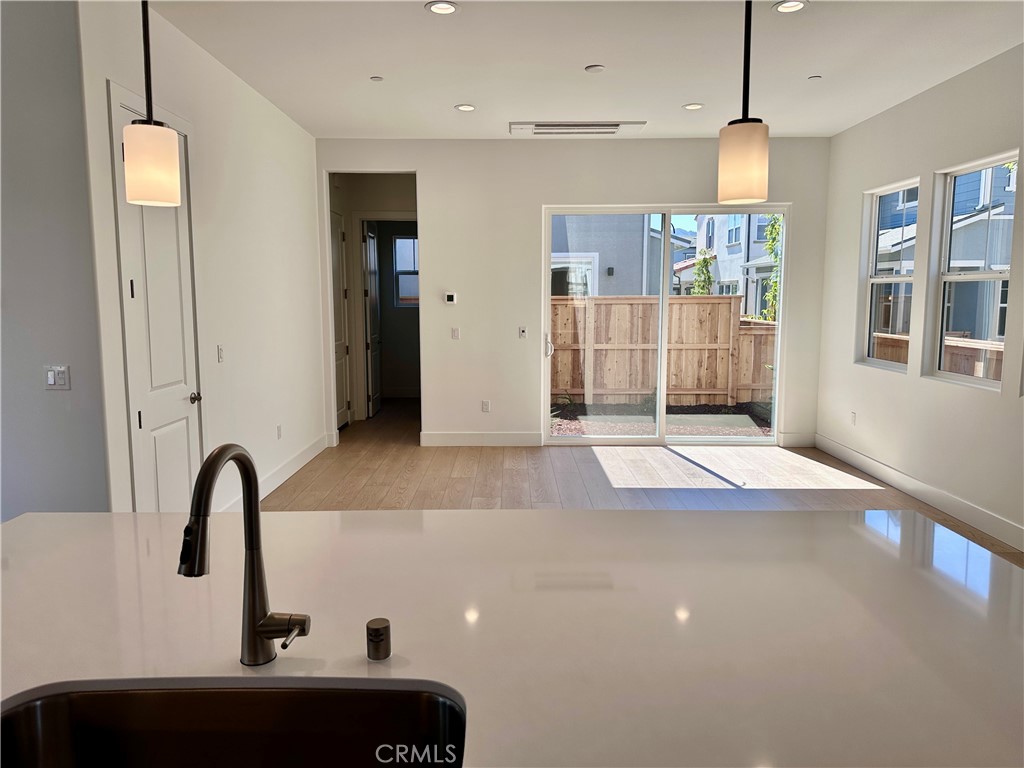 241 Kitty Hawk Ct, San Luis Obispo, CA 93401