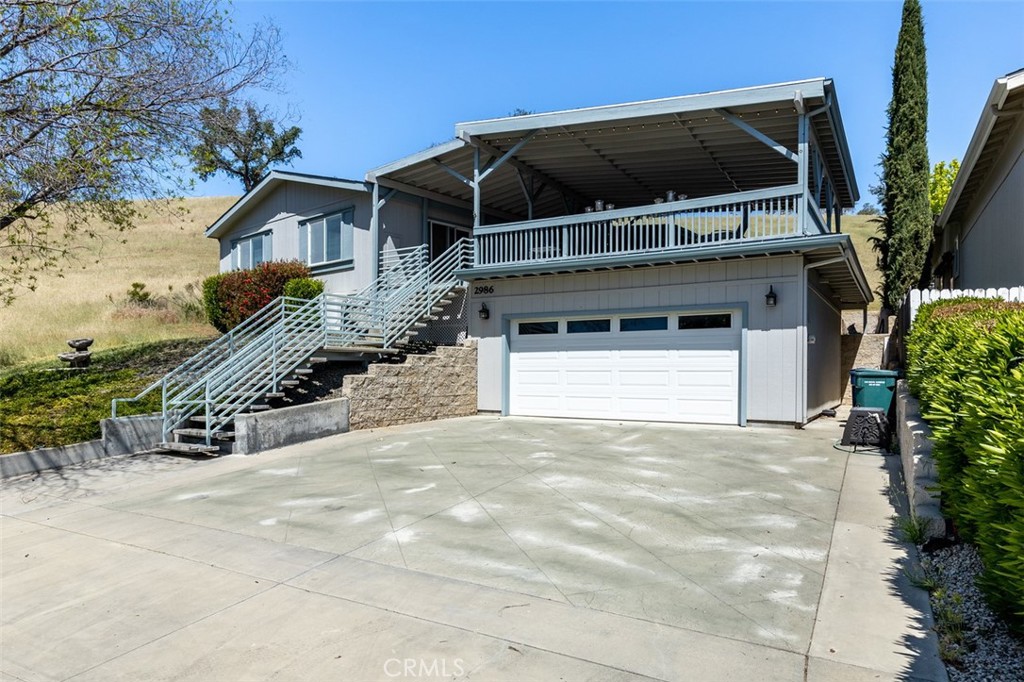 2986 Bridle Trail Ln, Paso Robles, CA 93446
