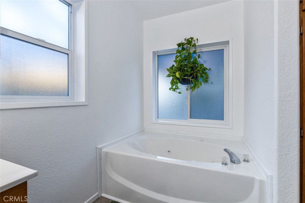 2986 Bridle Trail Ln, Paso Robles, CA 93446