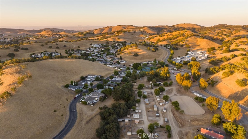 2986 Bridle Trail Ln, Paso Robles, CA 93446