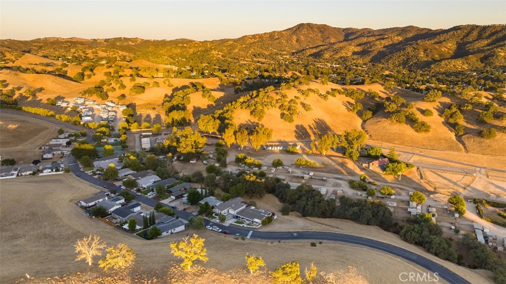 2986 Bridle Trail Ln, Paso Robles, CA 93446