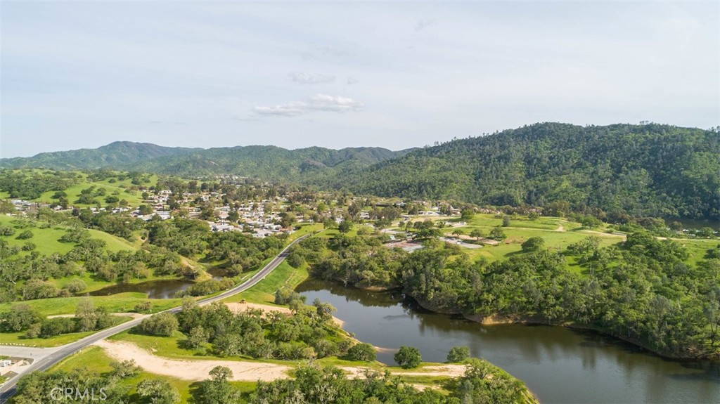 2986 Bridle Trail Ln, Paso Robles, CA 93446