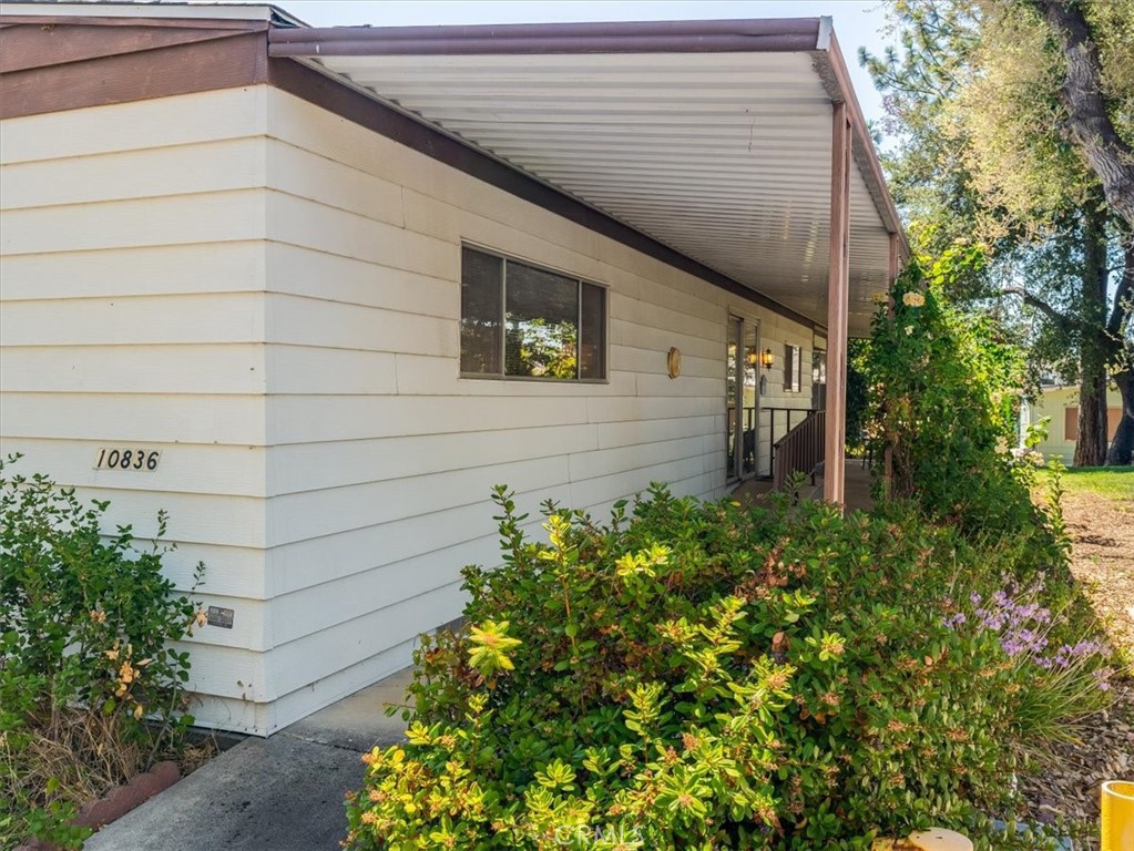 10836 Los Pueblos, Atascadero, CA 93422