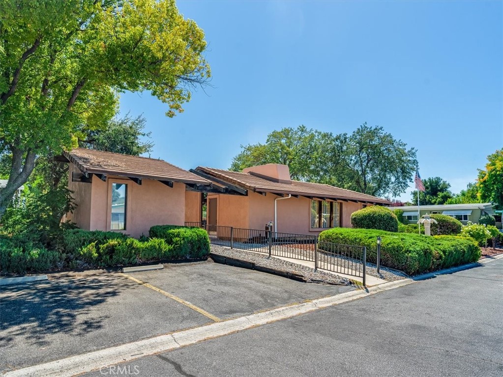 10836 Los Pueblos, Atascadero, CA 93422