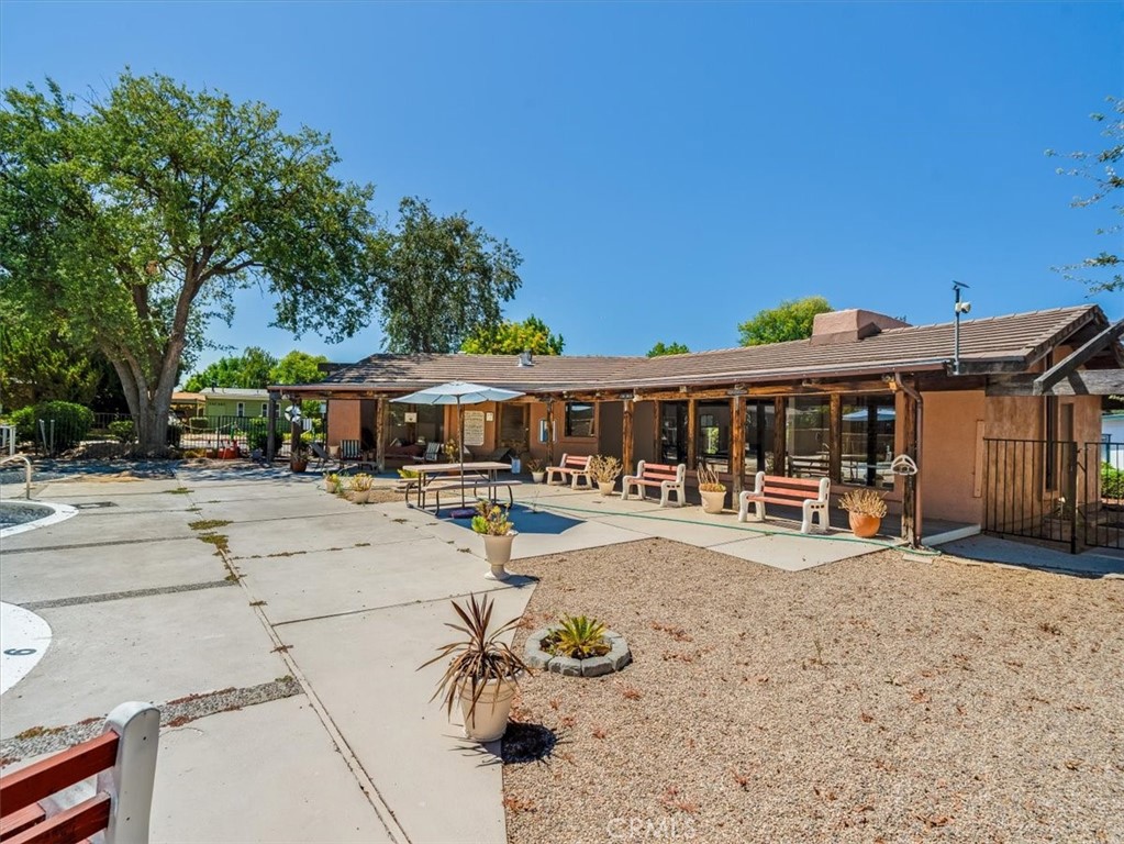 10836 Los Pueblos, Atascadero, CA 93422