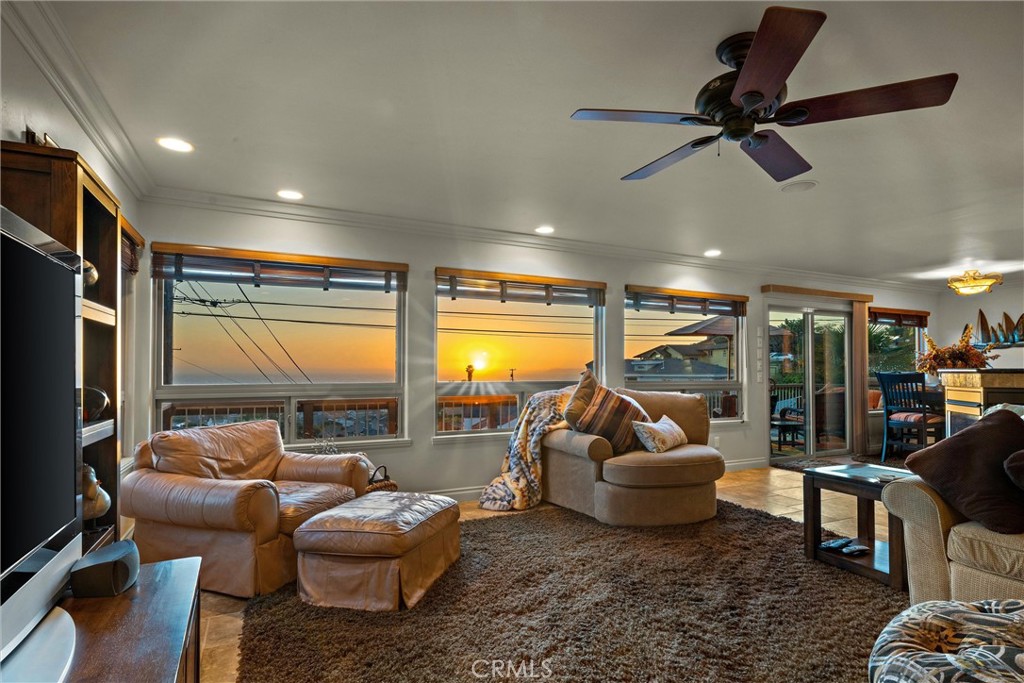 2560 Koa Ave, Morro Bay, CA 93442