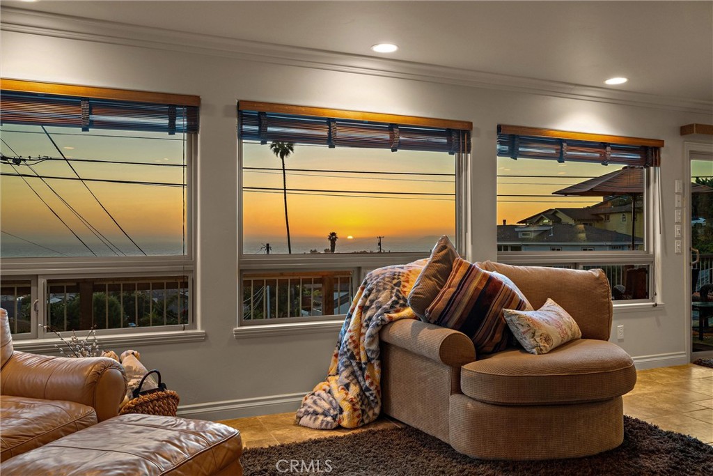 2560 Koa Ave, Morro Bay, CA 93442