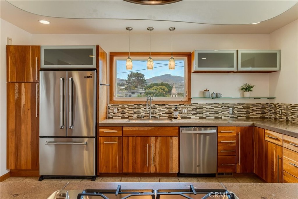 550 Vine, Los Osos, CA 93402