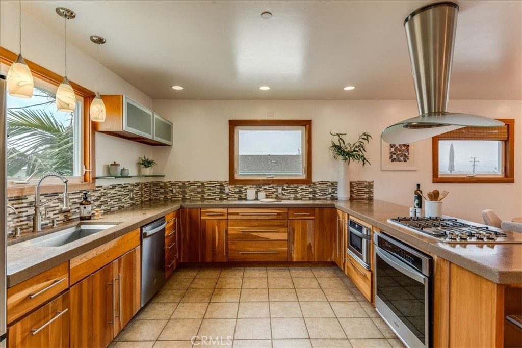 550 Vine, Los Osos, CA 93402