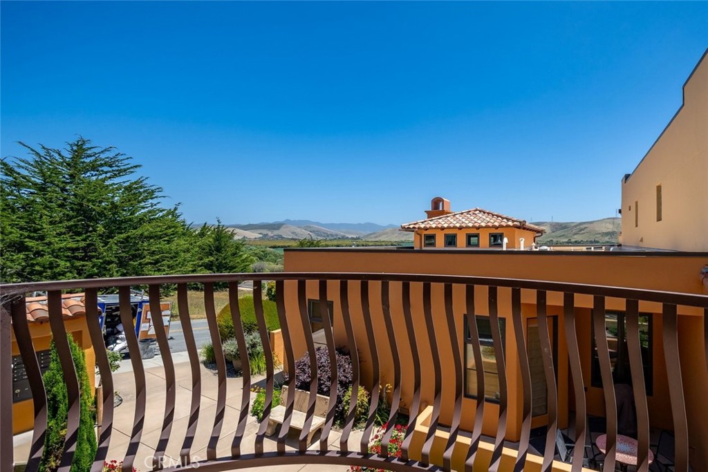 1887 Ironwood Ave, Morro Bay, CA 93442