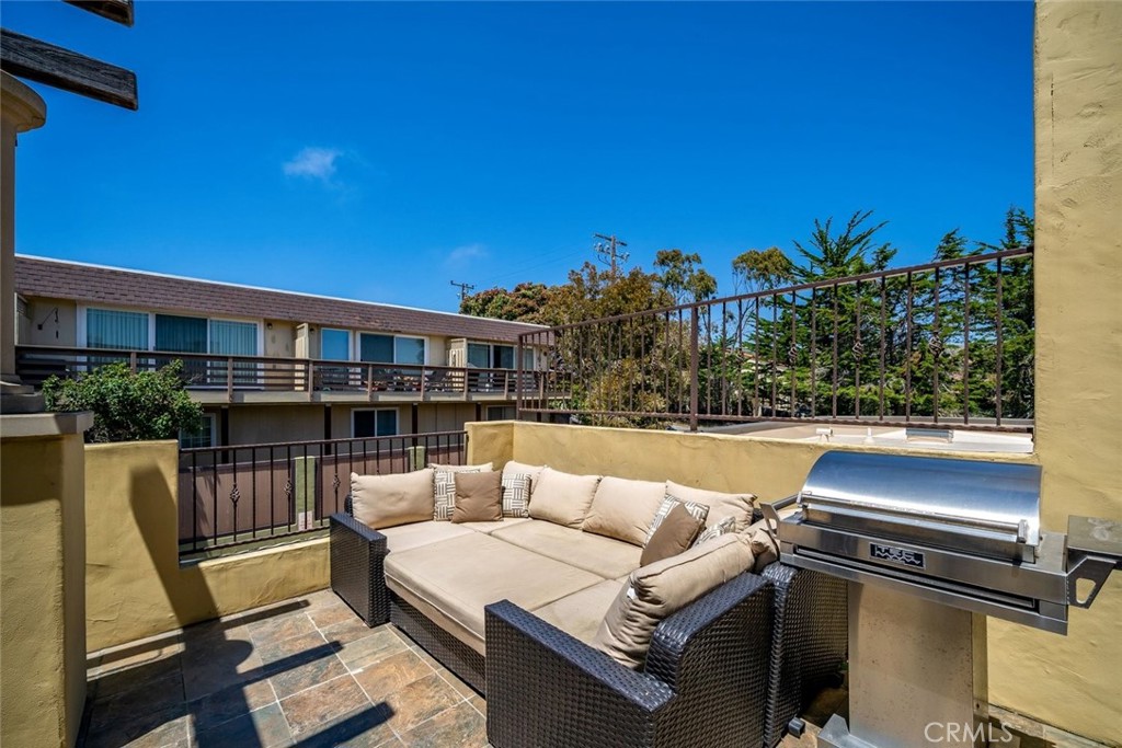 1887 Ironwood Ave, Morro Bay, CA 93442