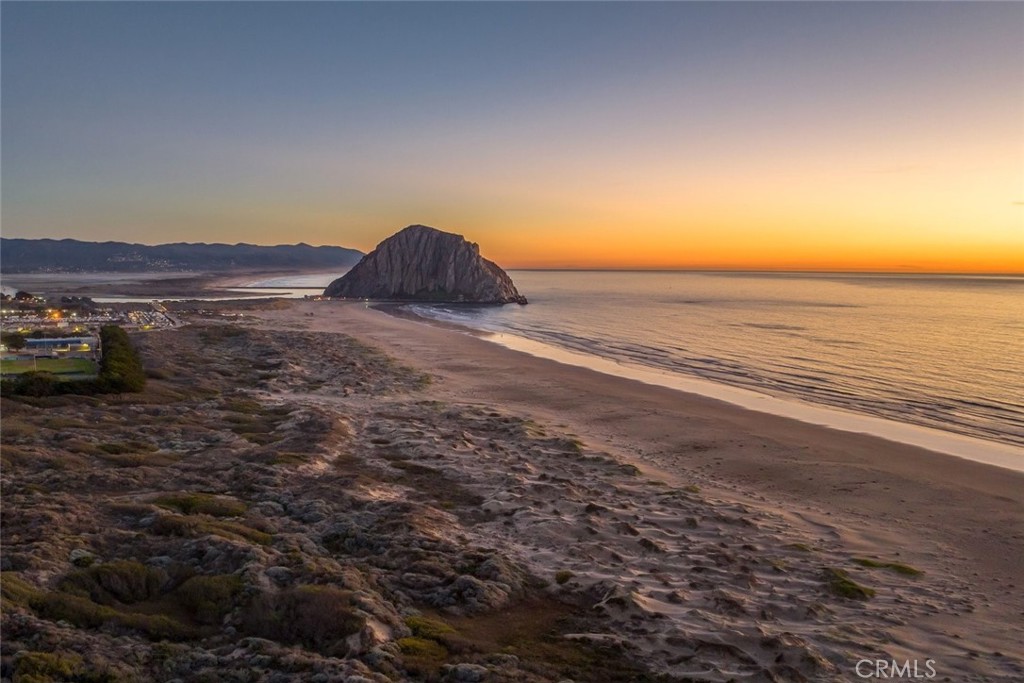 1887 Ironwood Ave, Morro Bay, CA 93442