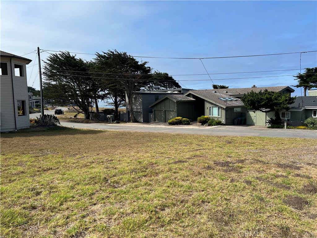 260 Hastings St, Cambria, CA 93428