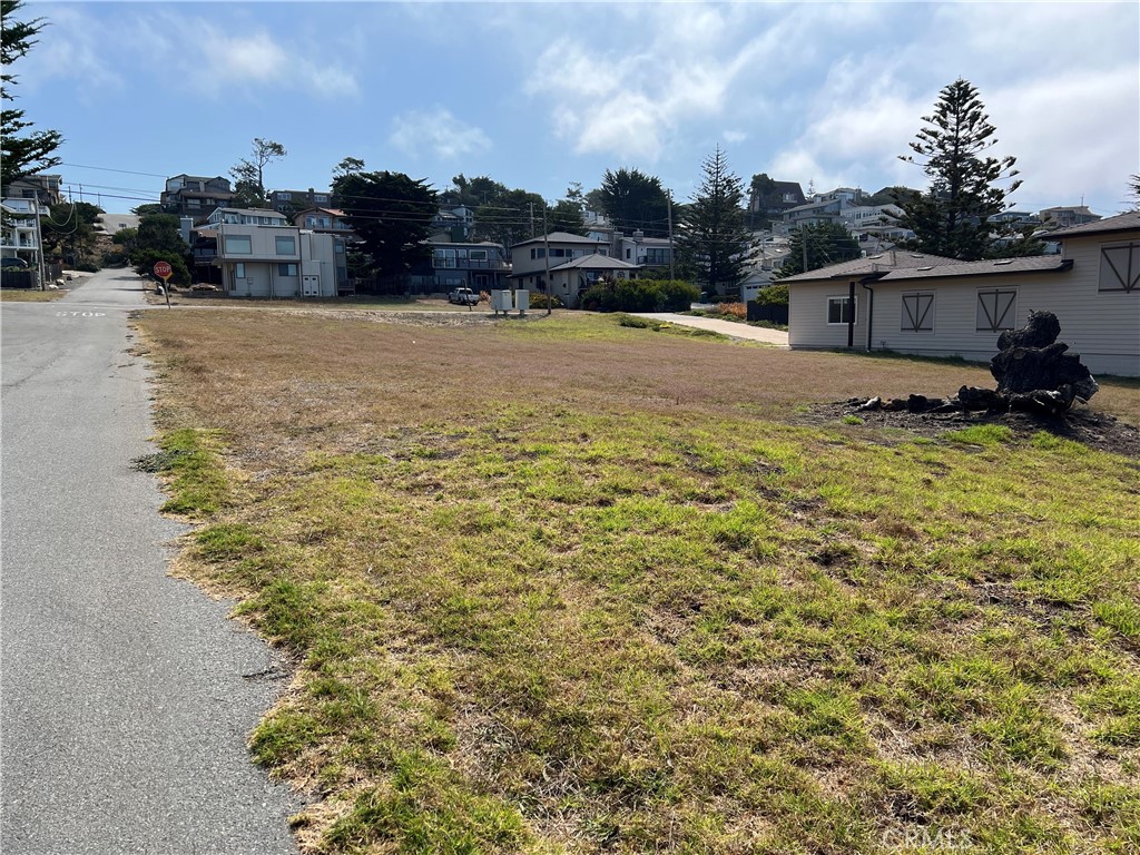 260 Hastings St, Cambria, CA 93428