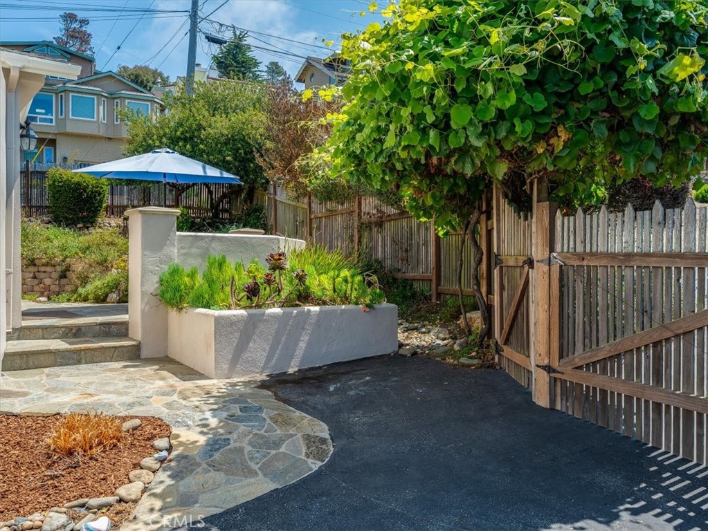399 Wedgewood, Cambria, CA 93428
