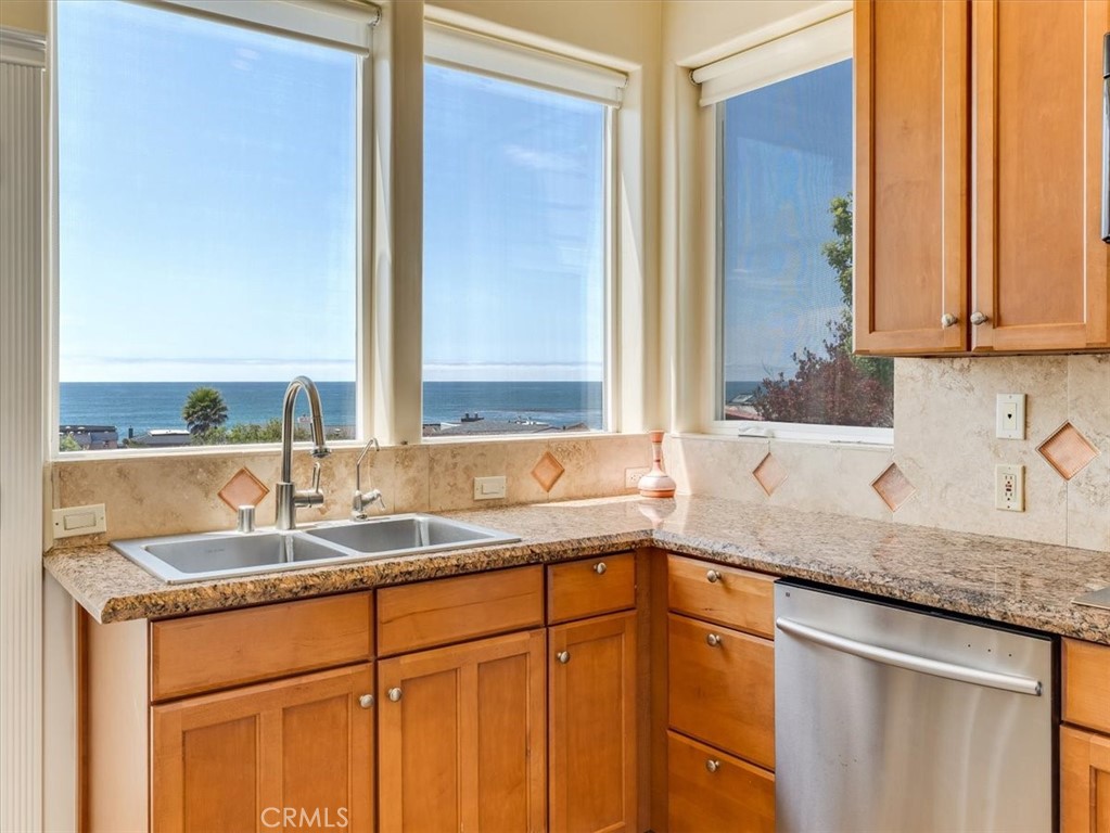 399 Wedgewood, Cambria, CA 93428