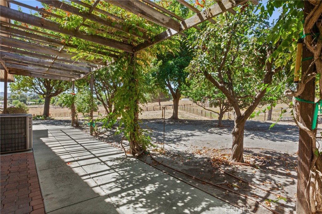 9336 Carmel Rd, Atascadero, CA 93422