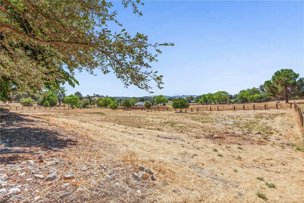 9336 Carmel Rd, Atascadero, CA 93422