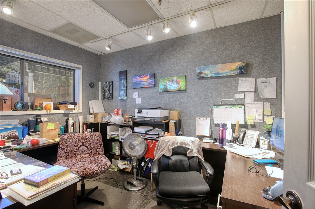 775 Main St, Cambria, CA 93428