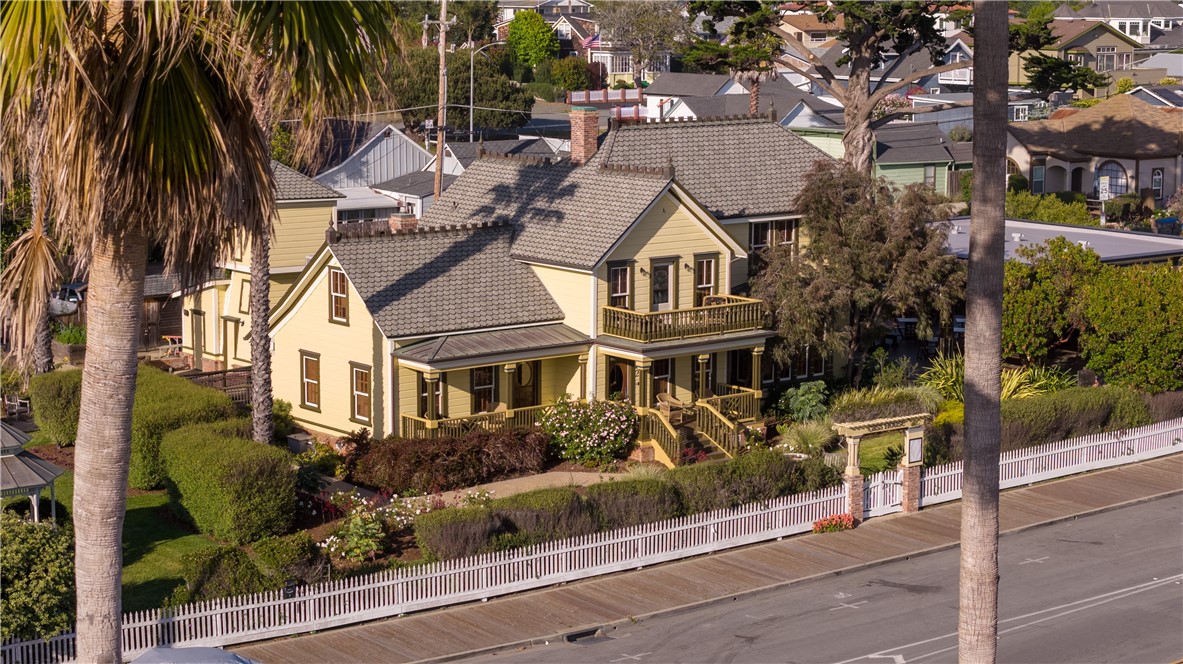 149 Cayucos Dr, Cayucos, CA 93430