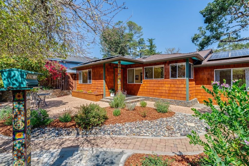 1700 Downing Ave, Cambria, CA 93428