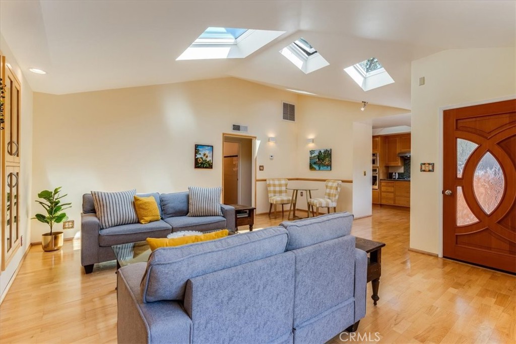 1700 Downing Ave, Cambria, CA 93428