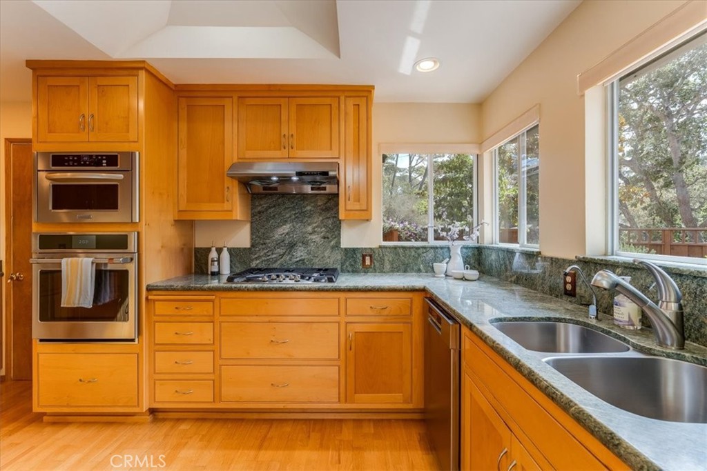 1700 Downing Ave, Cambria, CA 93428